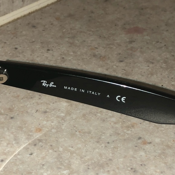 SOLD ♍️ercari Ray Ban New Wayfarer Sunglasses - Picture 3 of 5